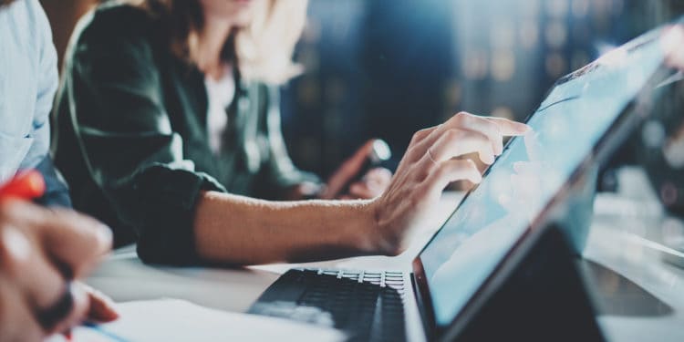 web to print software