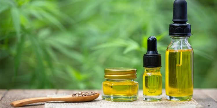 Athletes on CBD – Why Athletes are Taking CBD Oil Drops and Topical Applications to Improve Their Performance